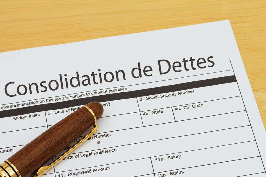 Qu’est-ce qu’une consolidation de dettes et comment cela peut-il améliorer ma situation financière?